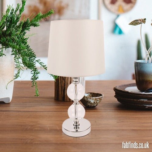 Home Collection White Clara Table Lamp