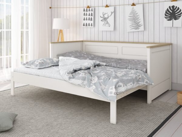 Heritage Day bed