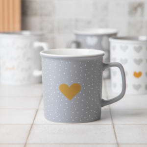Romantic Love Heart Print Ceramic Mug 440ml Assorted Designs