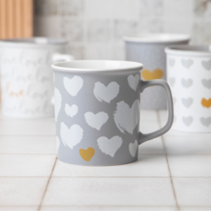 Romantic Love Heart Print Ceramic Mug 440ml Assorted Designs