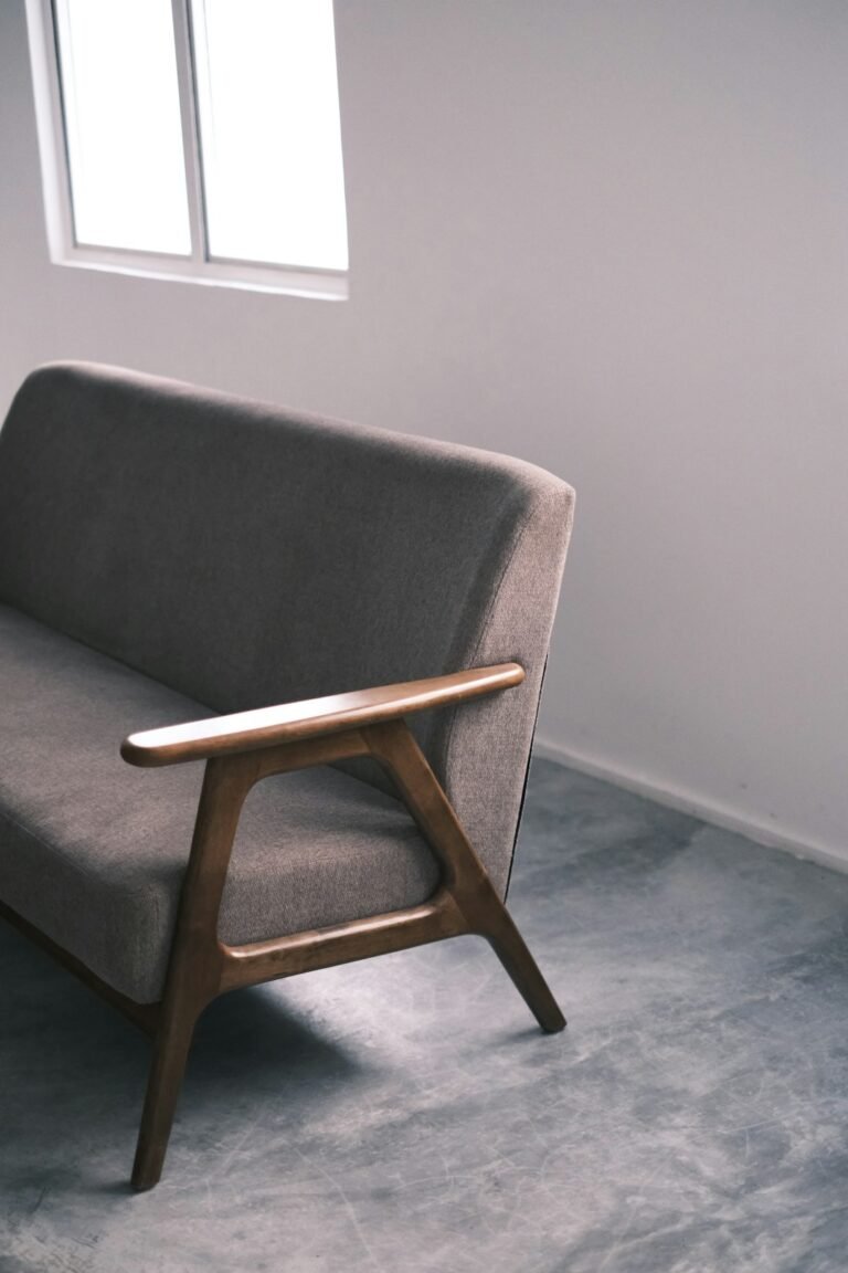Grey sofa illustrating the HODEALS UK sofa frame buying guide